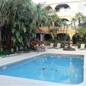 Tropi Rock Resort