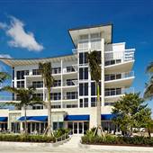 Royal Blues Hotel
