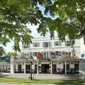 Riverside Hotel
