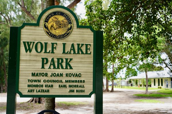 Wolf Lake Park